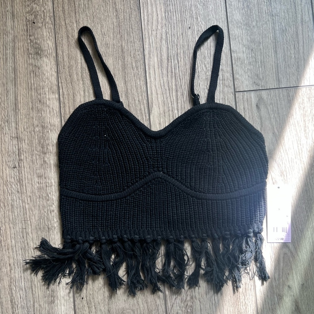 Super cute ruffle crop top